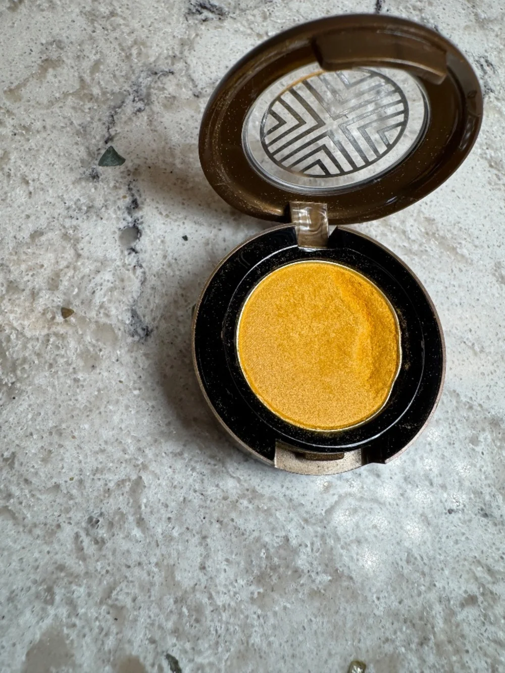 MAC Cosmetics pre owned